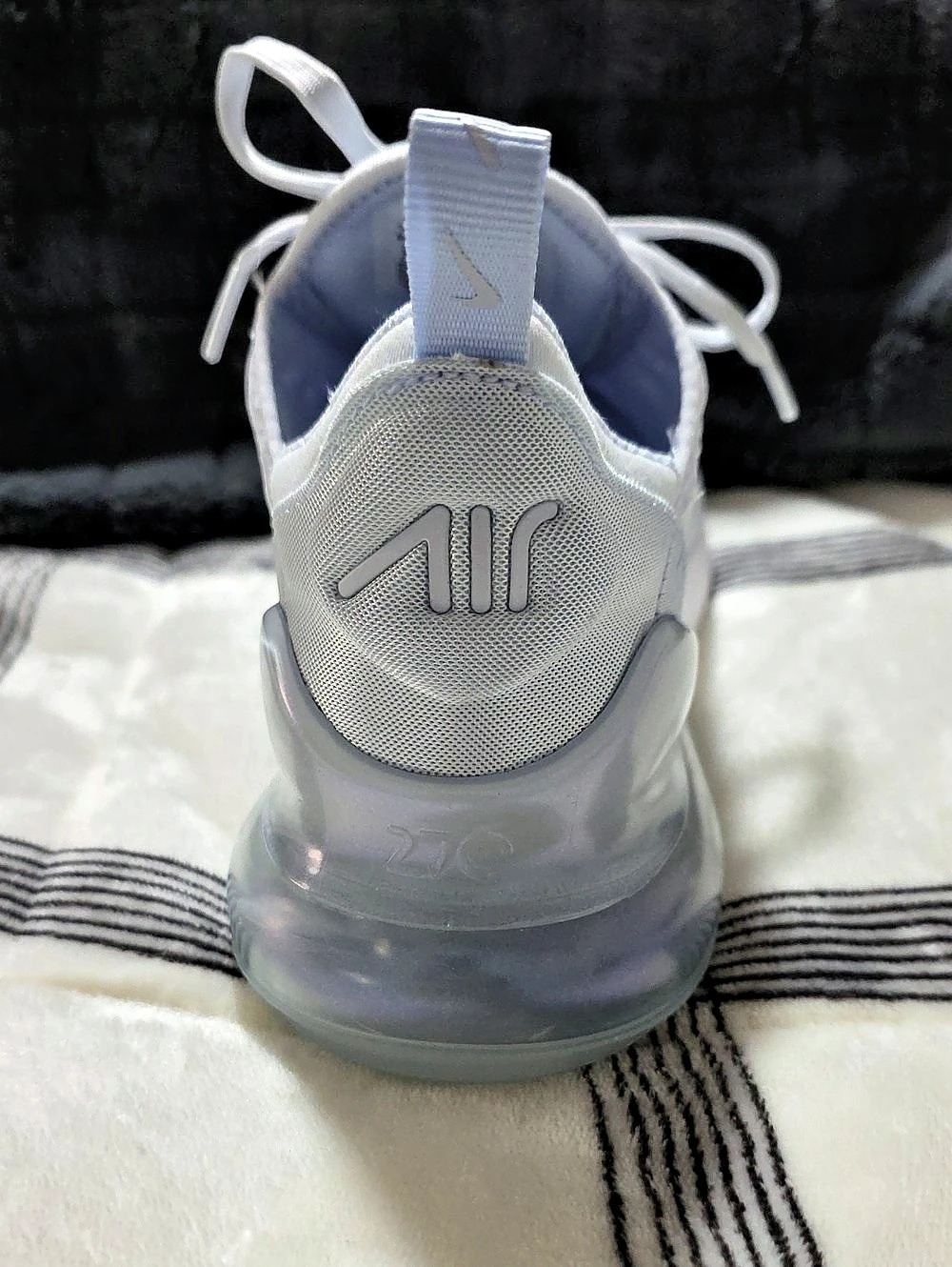 Nike Air Max 270 Grey/Blue Sneakers Brand New No Box - Picture 3 of 8